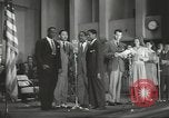 Standbild goldenen Hausschuhe Hollywood Los Angeles California USA, 1943, aus Sekunde 57 historischem Filmmaterial Videoclip 65675060594