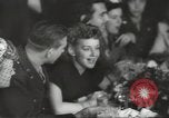 Immagine di L'attrice Anne Shirley Los Angeles California USA, 1943, secondo 41 filmato di repertorio 65675060610