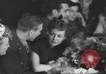 Immagine di L'attrice Anne Shirley Los Angeles California USA, 1943, secondo 43 filmato di repertorio 65675060610
