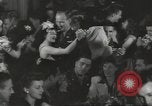 Immagine di L'attrice Anne Shirley Los Angeles California USA, 1943, secondo 51 filmato di repertorio 65675060610