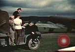 Immagine di Noi aviatori scampato Swiss internamento Annecy Francia, 1944, secondo 29 filmato di repertorio 65675060611