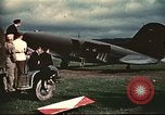 Immagine di Noi aviatori scampato Swiss internamento Annecy Francia, 1944, secondo 30 filmato di repertorio 65675060611