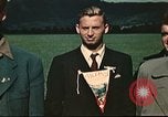 Immagine di Noi volantini fuggiti da internamento in Svizzera Annecy Francia, 1944, secondo 6 filmato di repertorio 65675060612