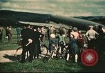 Immagine di Noi volantini fuggiti da internamento in Svizzera Annecy Francia, 1944, secondo 25 filmato di repertorio 65675060612