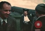 Immagine di Noi volantini fuggiti da internamento in Svizzera Annecy Francia, 1944, secondo 47 filmato di repertorio 65675060612