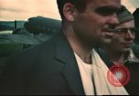 Immagine di Noi volantini fuggiti da internamento in Svizzera Annecy Francia, 1944, secondo 53 filmato di repertorio 65675060612