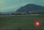 Standbild Allied Flyer entkam aus Haft in der Schweiz Annecy Frankreich, 1944, aus Sekunde 55 historischem Filmmaterial Videoclip 65675060614