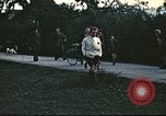 Image rapatrié les aviateurs américains partent sur C-47 Aéronefs Annecy France, 1944, de la seconde 6 séquences d'archives historiques vidéo 65675060616