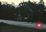 Image rapatrié les aviateurs américains partent sur C-47 Aéronefs Annecy France, 1944, de la seconde 12 séquences d'archives historiques vidéo 65675060616