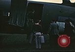 Image rapatrié les aviateurs américains partent sur C-47 Aéronefs Annecy France, 1944, de la seconde 32 séquences d'archives historiques vidéo 65675060616
