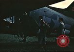 Image rapatrié les aviateurs américains partent sur C-47 Aéronefs Annecy France, 1944, de la seconde 41 séquences d'archives historiques vidéo 65675060616