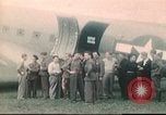 Immagine di Rimpatriata Army Air Forces aviatori Annecy Francia, 1944, secondo 45 filmato di repertorio 65675060617