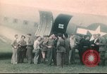 Immagine di Rimpatriata Army Air Forces aviatori Annecy Francia, 1944, secondo 52 filmato di repertorio 65675060617