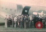 Immagine di Rimpatriata Army Air Forces aviatori Annecy Francia, 1944, secondo 53 filmato di repertorio 65675060617