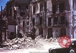 Immagine di Rovine in città Sicilia Italia, 1943, secondo 34 filmato di repertorio 65675060622