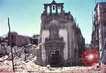 Immagine di Rovine in città Sicilia Italia, 1943, secondo 51 filmato di repertorio 65675060622