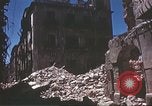 Immagine di Rovine in città Sicilia Italia, 1943, secondo 56 filmato di repertorio 65675060622