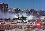 Immagine di Rovine in città Sicilia Italia, 1943, secondo 61 filmato di repertorio 65675060622