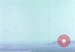 Standbild A-36 Invader dive Bomber Sizilien, 1943, aus Sekunde 9 historischem Filmmaterial Videoclip 65675060633