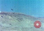 Standbild A-36 Invader dive Bomber Sizilien, 1943, aus Sekunde 50 historischem Filmmaterial Videoclip 65675060633