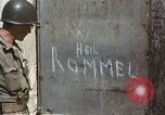 Standbild USA Soldaten Sizilien Italien, 1943, aus Sekunde 27 historischem Filmmaterial Videoclip 65675060637