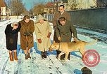 Standbild Eva Braun Deutschland, 1940, aus Sekunde 17 historischem Filmmaterial Videoclip 65675060648