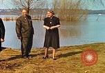Standbild Eva Braun Berchtesgaden Deutschland, 1940, aus Sekunde 33 historischem Filmmaterial Videoclip 65675060649