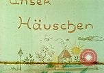 Immagine di Eva Braun Berchtesgaden Germania, 1940, secondo 8 filmato di repertorio 65675060652