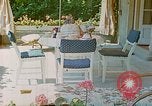 Immagine di Eva Braun Berchtesgaden Germania, 1940, secondo 41 filmato di repertorio 65675060652