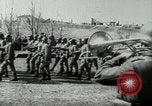 Immagine di Dittatore rumeno Ion Antonescu Victor visitando le truppe in Odessa in Odessa Ucraina, 1941, secondo 5 filmato di repertorio 65675060665