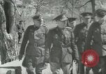 Immagine di Dittatore rumeno Ion Antonescu Victor visitando le truppe in Odessa in Odessa Ucraina, 1941, secondo 15 filmato di repertorio 65675060665