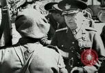 Immagine di Dittatore rumeno Ion Antonescu Victor visitando le truppe in Odessa in Odessa Ucraina, 1941, secondo 35 filmato di repertorio 65675060665
