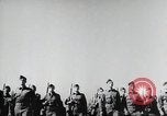 Standbild Die Ausbildung von neuen US-Rekruten Zweiten Weltkrieg United States USA, 1943, aus Sekunde 30 historischem Filmmaterial Videoclip 65675060677