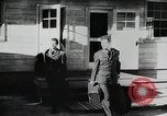 Standbild Die Ausbildung von neuen US-Rekruten Zweiten Weltkrieg United States USA, 1943, aus Sekunde 57 historischem Filmmaterial Videoclip 65675060677