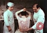 Standbild japanischen Atombombe Opfer Pflege Hiroshima Japan, 1946, aus Sekunde 23 historischem Filmmaterial Videoclip 65675060685