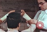 Standbild Handaufzug von Atombombe Hiroshima Japan, 1946, aus Sekunde 4 historischem Filmmaterial Videoclip 65675060686