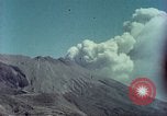 Standbild Mount Sakurajima Kyushu in Japan, 1946, aus Sekunde 11 historischem Filmmaterial Videoclip 65675060698