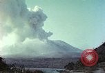 Standbild Mount Sakurajima Kyushu in Japan, 1946, aus Sekunde 61 historischem Filmmaterial Videoclip 65675060698