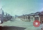 Immagine di Case di caserme varietà Giappone, 1946, secondo 48 filmato di repertorio 65675060712