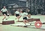 Immagine di I bambini della scuola elementare Giappone, 1946, secondo 31 filmato di repertorio 65675060716