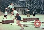 Immagine di I bambini della scuola elementare Giappone, 1946, secondo 35 filmato di repertorio 65675060716
