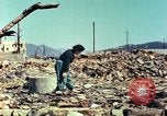 Immagine di Il popolo giapponese Hiroshima Giappone, 1946, secondo 14 filmato di repertorio 65675060722