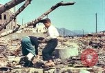Immagine di Il popolo giapponese Hiroshima Giappone, 1946, secondo 25 filmato di repertorio 65675060722