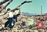 Immagine di Il popolo giapponese Hiroshima Giappone, 1946, secondo 26 filmato di repertorio 65675060722