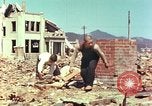 Immagine di Il popolo giapponese Hiroshima Giappone, 1946, secondo 47 filmato di repertorio 65675060722