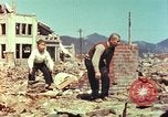 Immagine di Il popolo giapponese Hiroshima Giappone, 1946, secondo 48 filmato di repertorio 65675060722