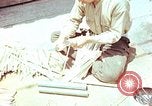 Standbild japanische Arbeiter Kyoto Japan, 1946, aus Sekunde 28 historischem Filmmaterial Videoclip 65675060731