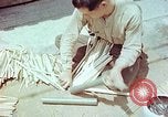 Standbild japanische Arbeiter Kyoto Japan, 1946, aus Sekunde 35 historischem Filmmaterial Videoclip 65675060731