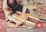 Standbild japanische Arbeiter Kyoto Japan, 1946, aus Sekunde 60 historischem Filmmaterial Videoclip 65675060731