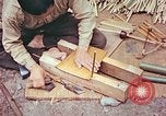 Standbild japanische Arbeiter Kyoto Japan, 1946, aus Sekunde 61 historischem Filmmaterial Videoclip 65675060731
